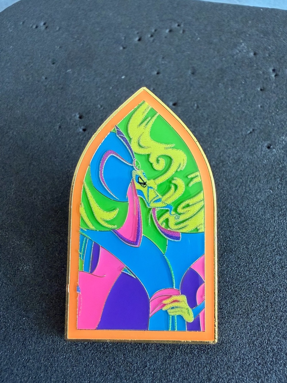 Disney Loungefly Mystery Pin Villains Neon Blind Pin - Jafar
